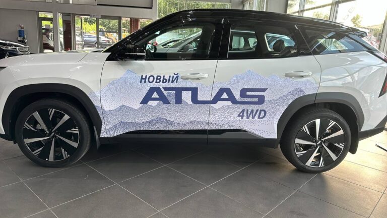 Брендирование авто Geely Atlas в алматы