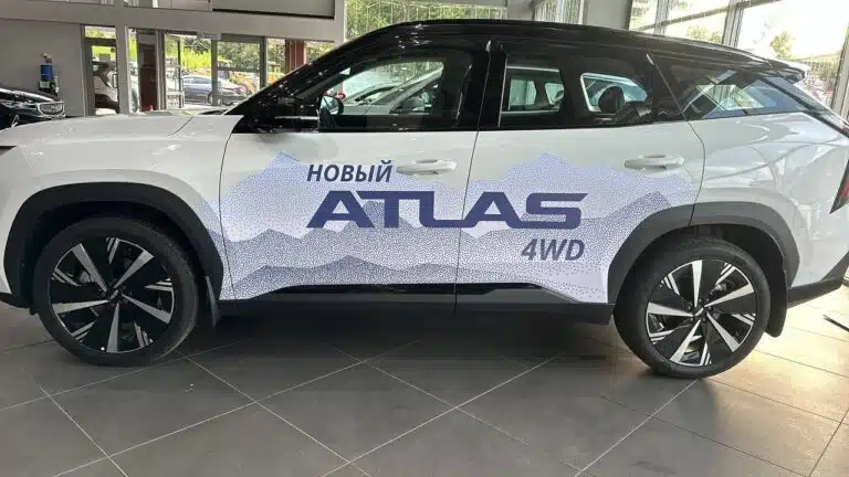 Брендирование авто Geely Atlas в алматы