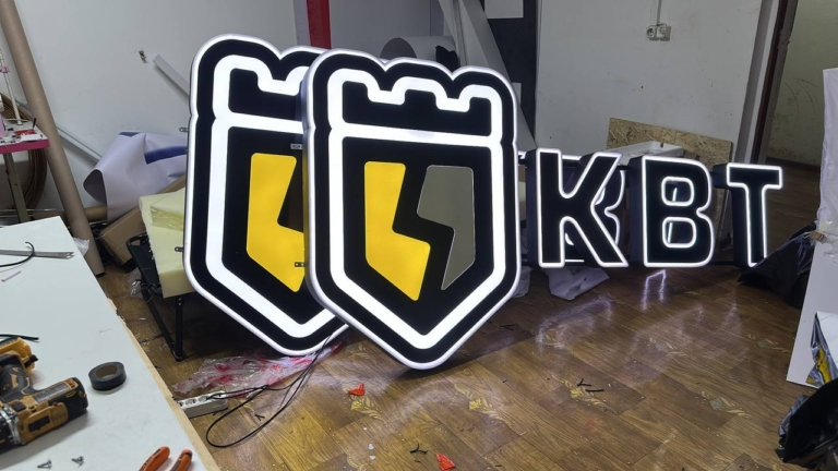 лайтбокс для рекламы KBT в Алматы