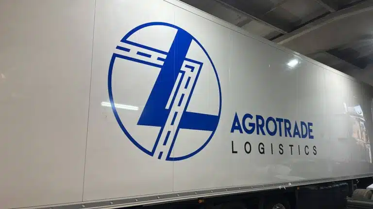 Брендирование фуры AgroTrade Logistics в Алматы